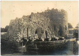 Coreto em forma de castelo antigo