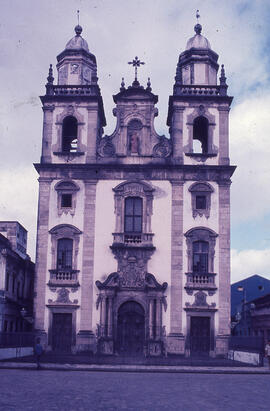 Fachada São Pedro dos Clérigos