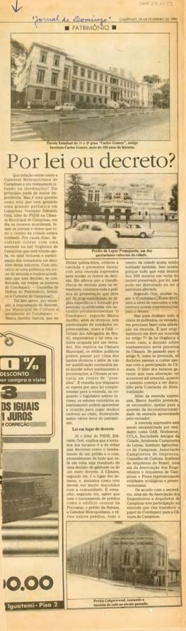 Por lei ou decreto?