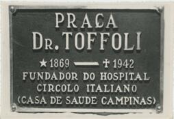 [Placa da Praça Doutor Toffoli]