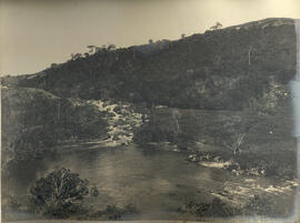 [Salto de rio]